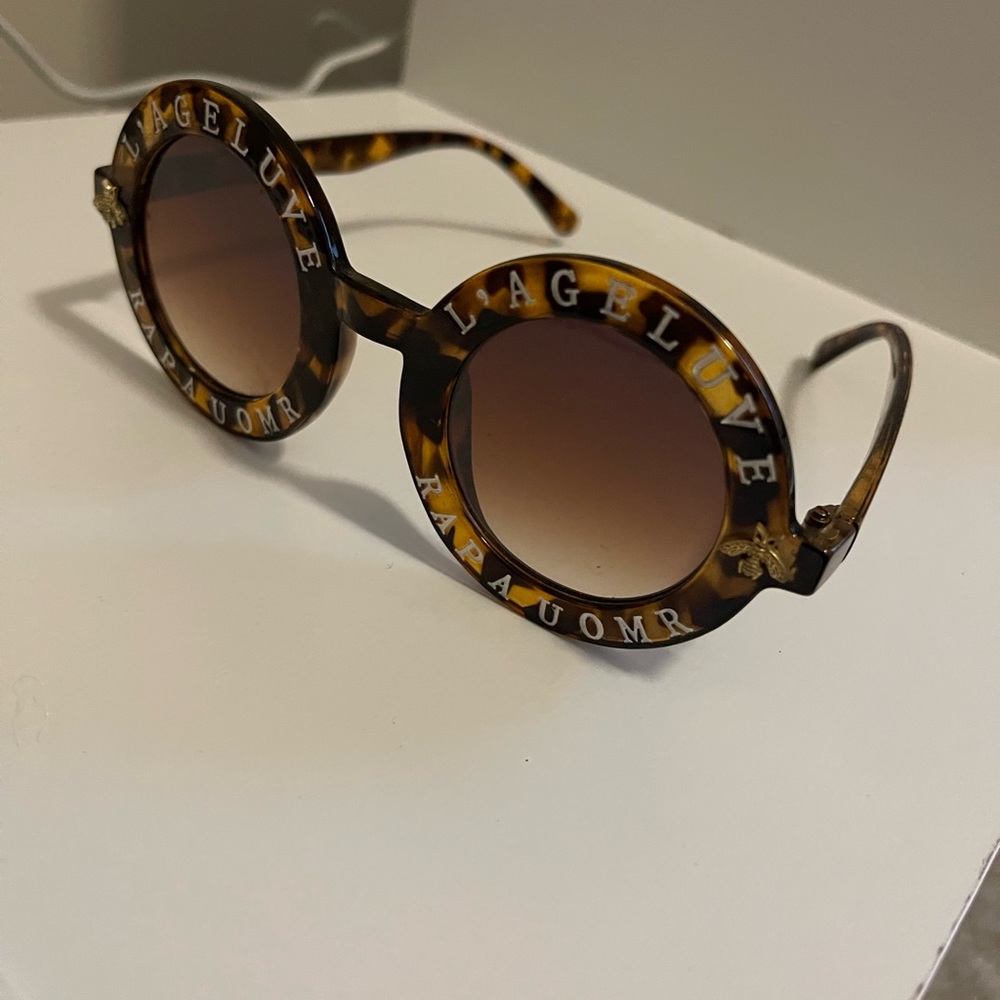 Trendy Cheetah Shades